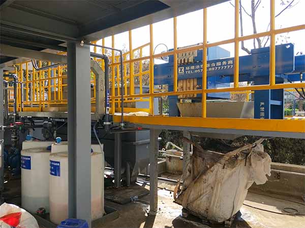 廢水處理現場 廢水處理現場