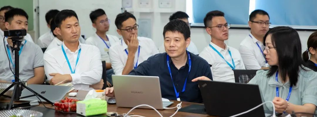 安峰年中優(yōu)秀員工表彰大會 安峰年中優(yōu)秀員工表彰大會